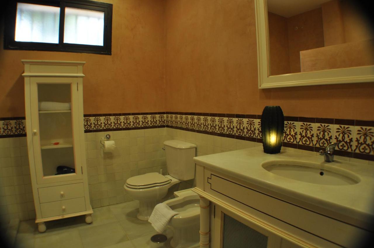 Cortijo La Amazona Villa Sevilla Exteriör bild