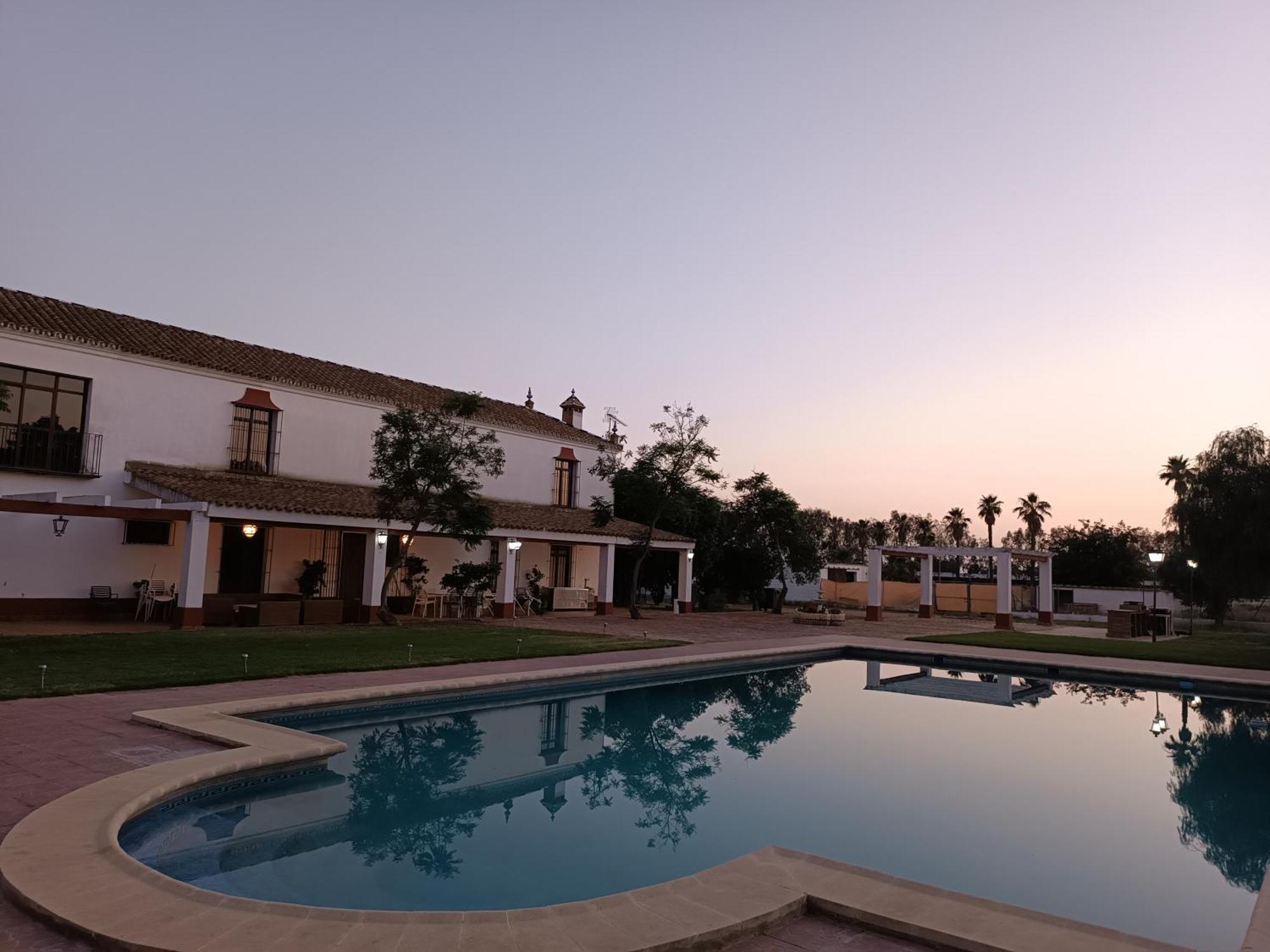 Cortijo La Amazona Villa Sevilla Exteriör bild